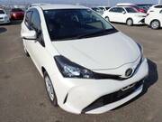 2015 TOYOTA VITZ F