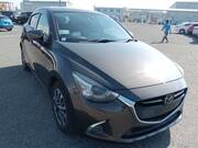 2017 MAZDA DEMIO