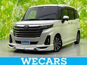 2022 TOYOTA ROOMY