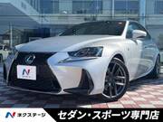 2017 LEXUS IS
