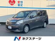 2012 TOYOTA NOAH