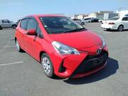 2018 TOYOTA VITZ F