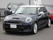 2022 BMW MINI