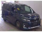 2014 TOYOTA VOXY