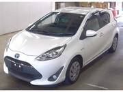2017 TOYOTA AQUA