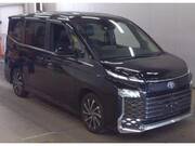 2022 TOYOTA VOXY