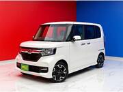 2018 HONDA N-BOX CUSTOM