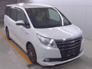 2014 TOYOTA NOAH