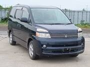 2005 TOYOTA VOXY X