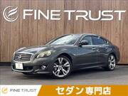 2010 NISSAN FUGA
