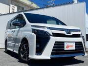 2018 TOYOTA VOXY