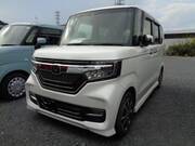2019 HONDA N-BOX CUSTOM