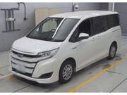 2018 TOYOTA NOAH
