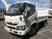 2017 HINO DUTRO