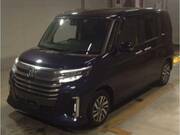 2022 TOYOTA ROOMY
