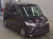 2012 NISSAN ROOX