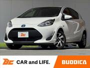 2017 TOYOTA AQUA