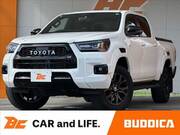 2023 TOYOTA HILUX