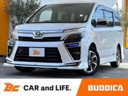 2020 TOYOTA VOXY
