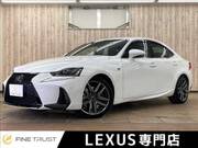 2017 LEXUS IS