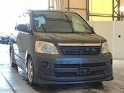 2005 TOYOTA NOAH X