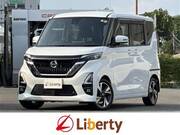 2021 NISSAN ROOX