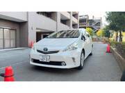 2013 TOYOTA PRIUS ALPHA