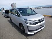 2015 TOYOTA VOXY X