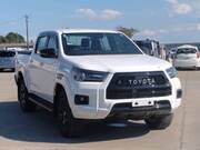 2023 TOYOTA HILUX