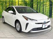 2019 TOYOTA PRIUS S