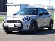 2022 BMW MINI