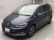 2021 VOLKSWAGEN GOLF TOURAN