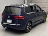 VOLKSWAGEN GOLF TOURAN