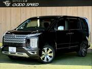 2019 MITSUBISHI DELICA D5
