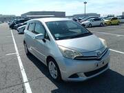 2011 TOYOTA RACTIS