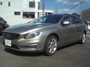 2014 VOLVO V60