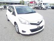 2012 TOYOTA VITZ F