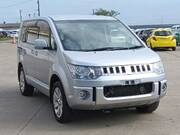2014 MITSUBISHI DELICA D5