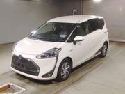 2019 TOYOTA SIENTA