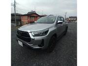 2025 TOYOTA HILUX Z