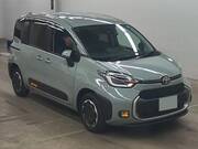 2022 TOYOTA SIENTA