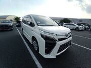 2018 TOYOTA VOXY