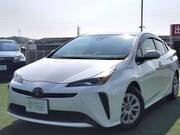 2019 TOYOTA PRIUS S