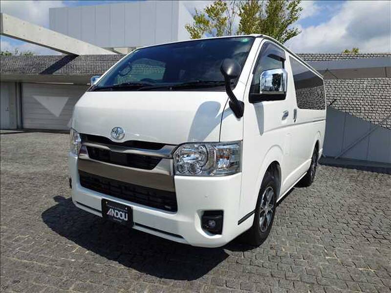 -HIACE