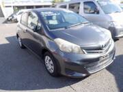 2011 TOYOTA VITZ F