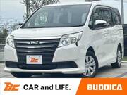 2017 TOYOTA NOAH