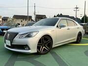 2013 TOYOTA CROWN HYBRID