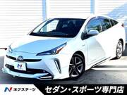2019 TOYOTA PRIUS