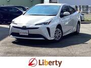 2019 TOYOTA PRIUS S