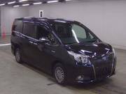 2017 TOYOTA ESQUIRE